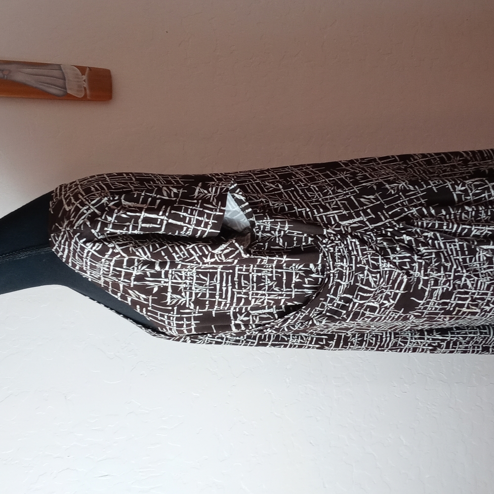 Level Eight Dress - Picture 2 of 5